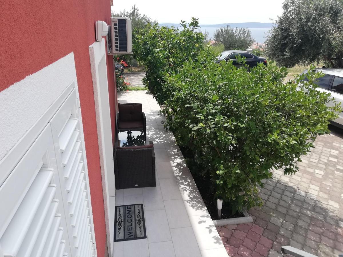 Modern Apartment Near Split & Trogir Kaštela Esterno foto
