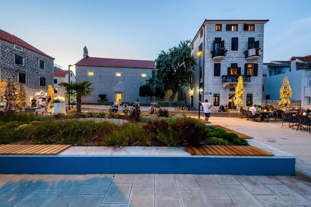 Modern Apartment Near Split & Trogir Kaštela Esterno foto