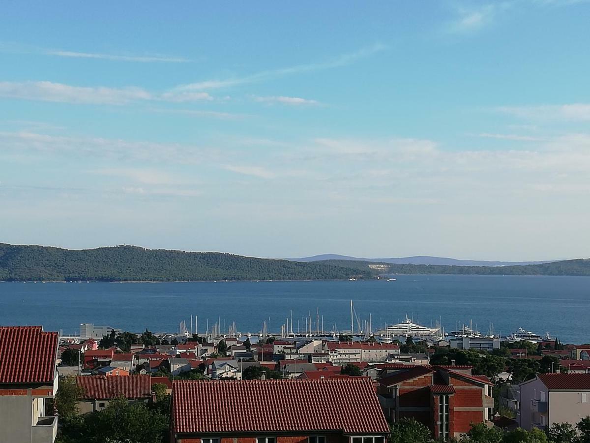 Modern Apartment Near Split & Trogir Kaštela Esterno foto